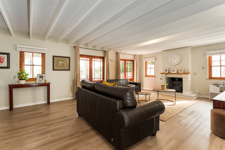 3 Bedroom Property for Sale in Noordhaven Western Cape